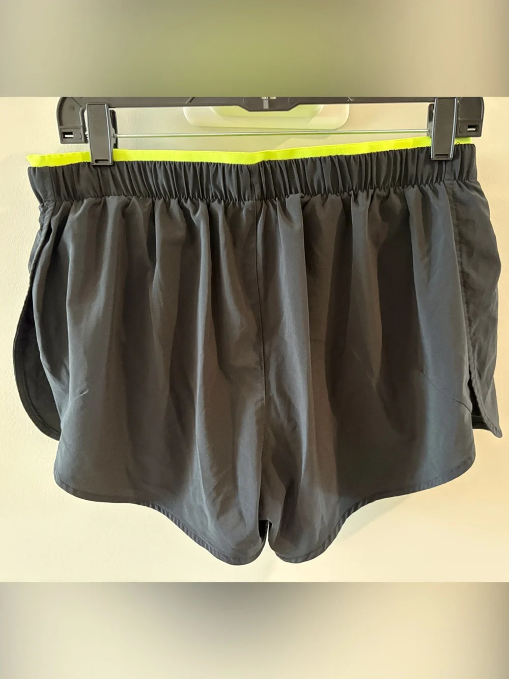 Nike Black with Volt Trim Running Skort - Picture 3 of 4